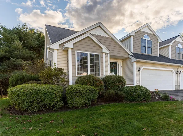 26 Dovetail Lane, Dover, NH 03820