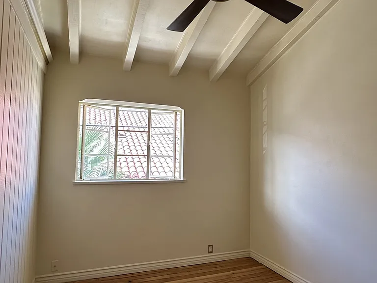 457 N Palm Canyon Dr #C — Photo 10