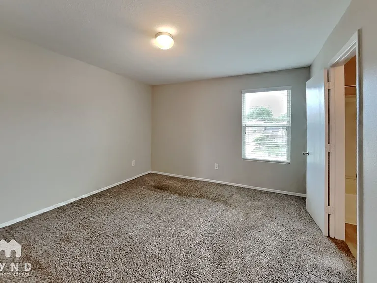 9539 Apple Ridge Ln — Photo 15