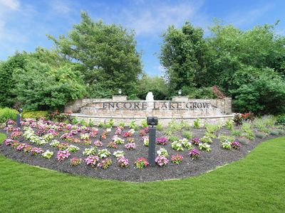 10 Symphony Drive, Lake Grove, NY, 11755