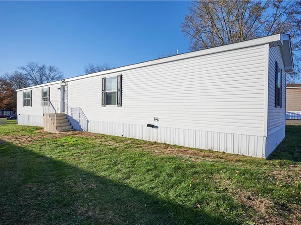 130 Brook Ln, Valencia, PA 16059