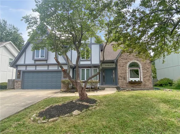 14523 S Kaw Dr, Olathe, KS 66062