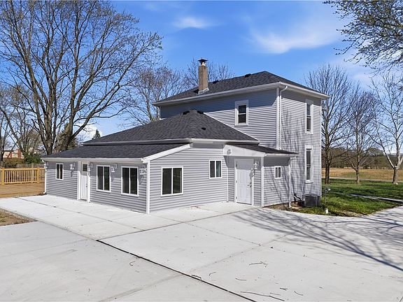 4th image of 3190 Rebert Pike