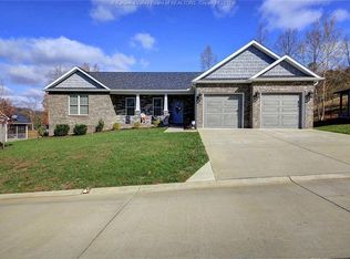 193 Mayberry Dr, Winfield, WV 25213