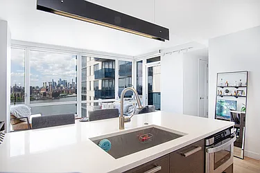 22 North 6th Street, #24L