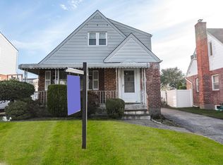 162 Whitehall Rd S, Garden City, NY 11530