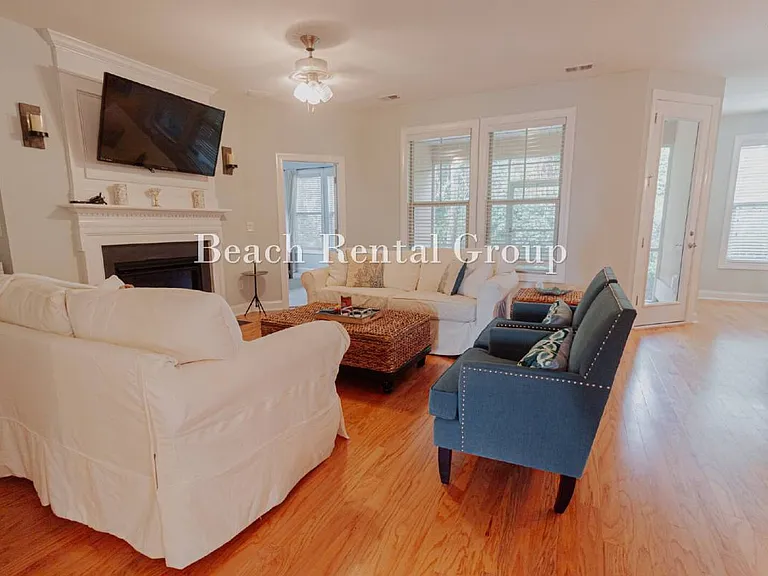 2402 Via Palma Dr N — Photo 7