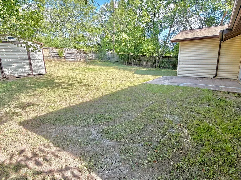 5213 Halmark Dr — Photo 27
