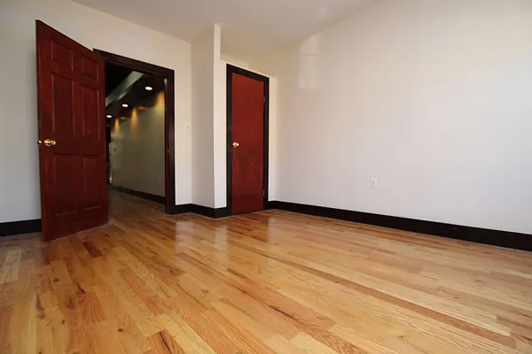 Rented by Nooklyn NYC LLC | media 21