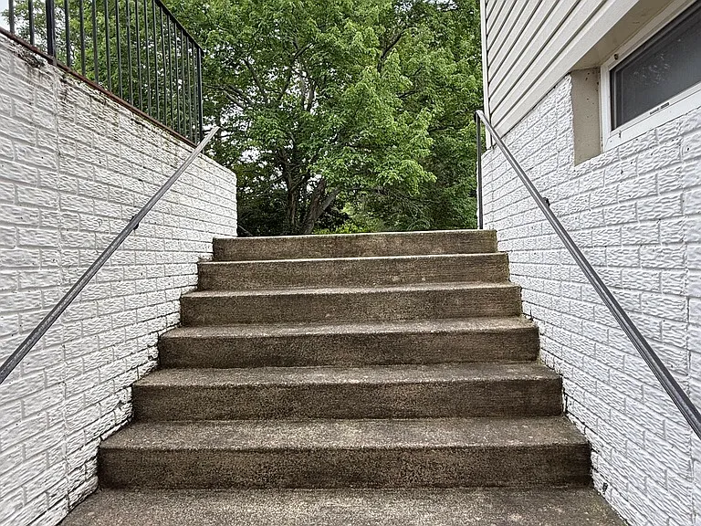 4415 Medallion Dr — Photo 47