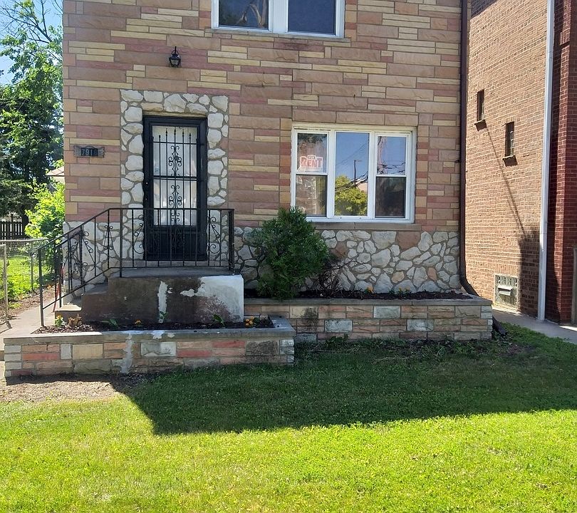 1st image of 7916 S Jeffery Ave