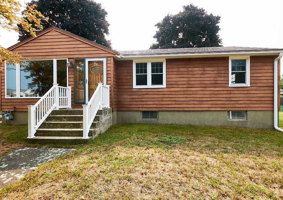 1st image of 12 Edythe Ln