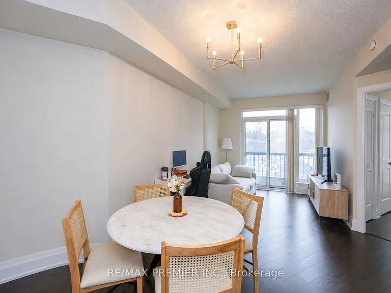 2 Old Mill Dr #303 — Photo 8