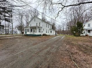 93 Main St, Phillips, ME 04966