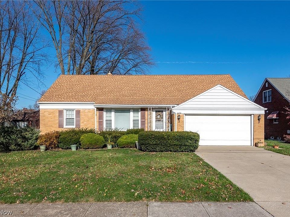 1st image of 22868 Pocono Dr