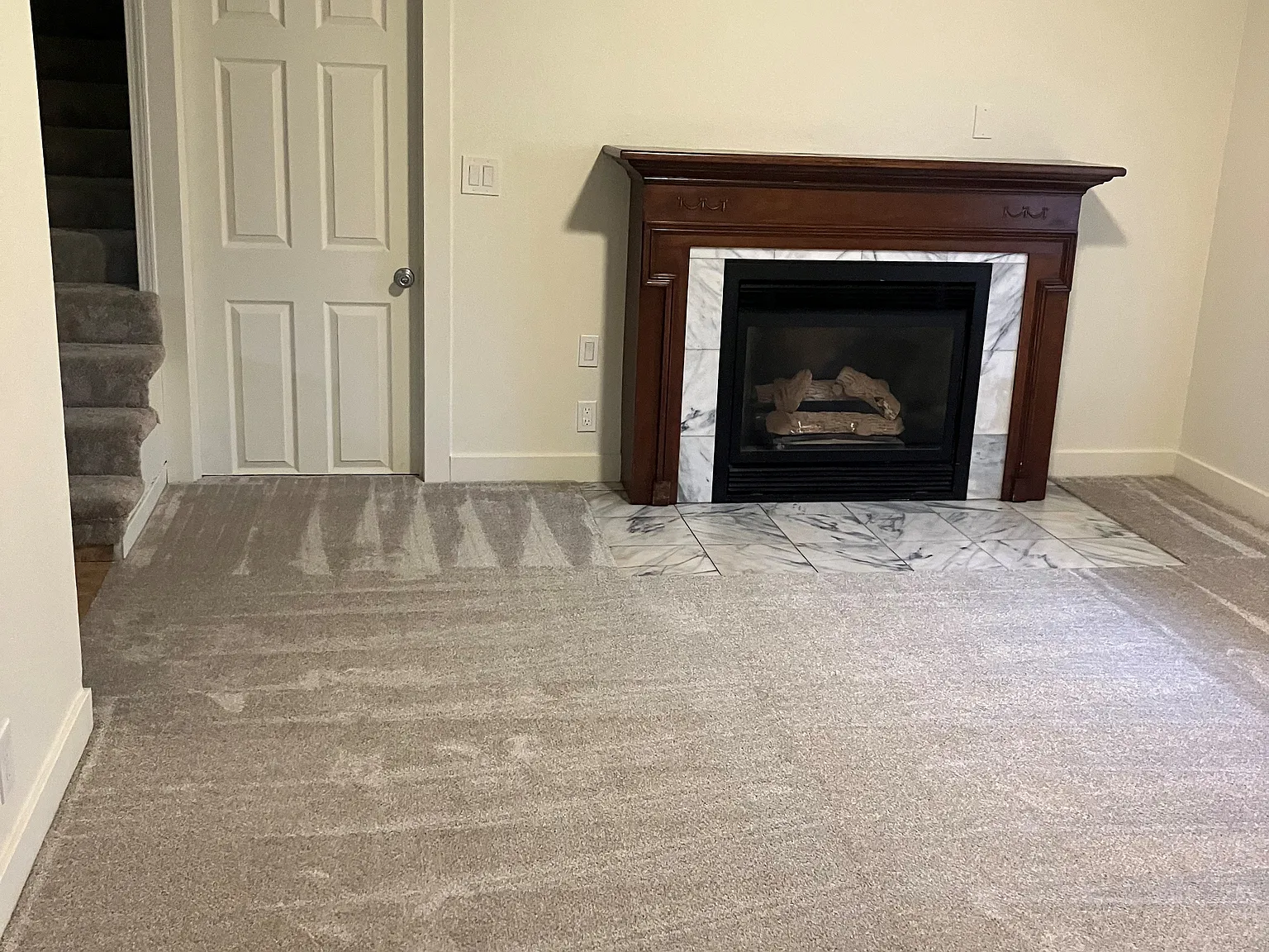 4 bed, 1571 sqft, $2,700 — Photo 3