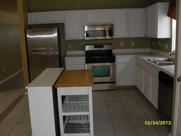 5th image of 453 Bluejay Way