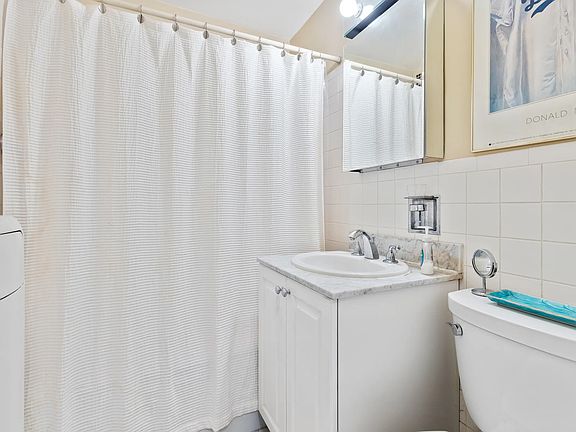 5th image of 160 W End Ave APT 4K