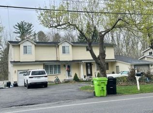 1809 Cold Springs Rd, Liverpool, NY 13090