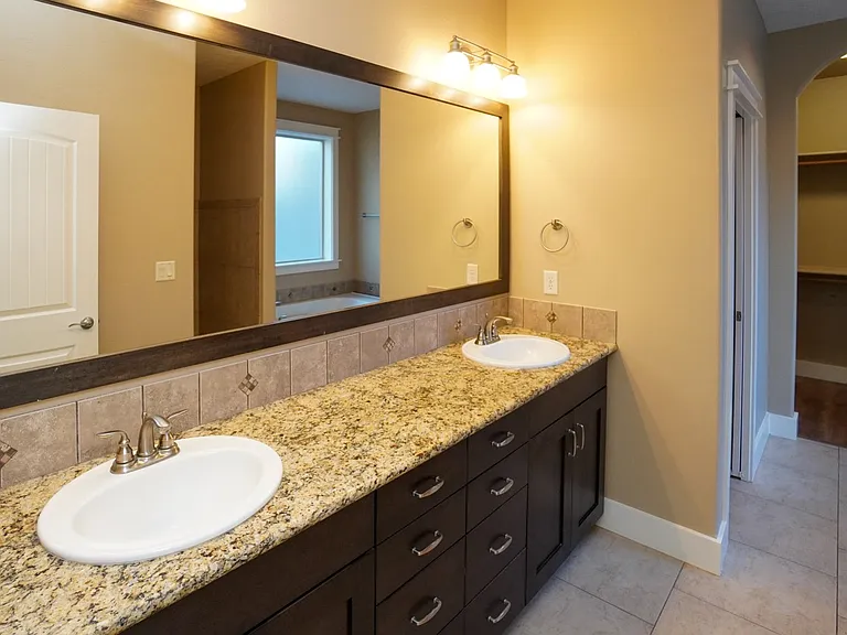 8848 W Ben St — Photo 24