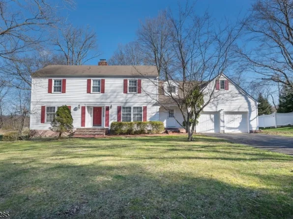 7 Bromley Ct, Montville Twp., NJ 07045