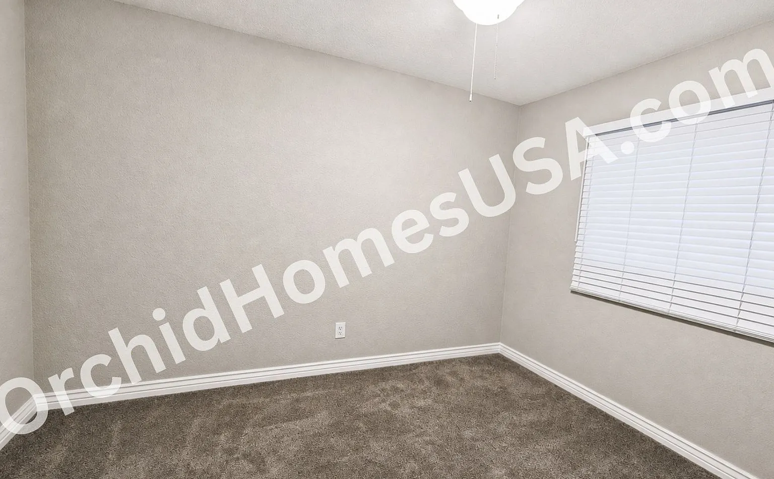 5208 South 11th Avenue - 1 — Photo 3