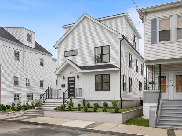 30 Tapley Ave, Revere, MA 02151