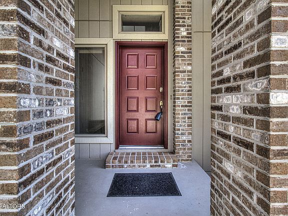 3rd image of 120 Bokoshe Cir