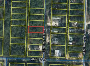 Central 7th St, Pt Washington, FL 32459