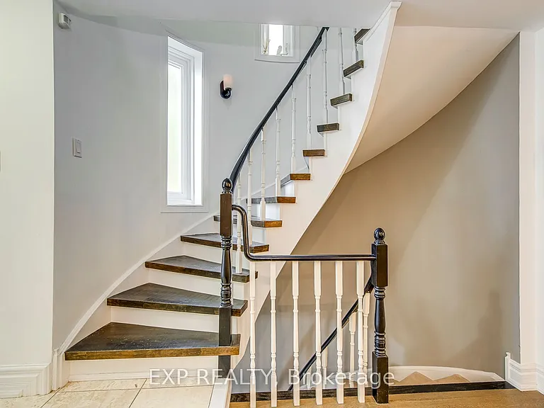 1225 Hedgestone Cres — Photo 24