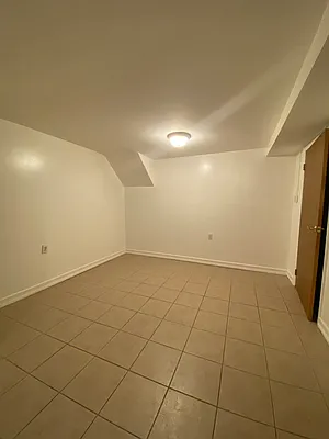 Rented by CMV Realty Inc. | media 27