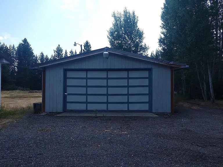 15969 Jacobsen Rd — Photo 16