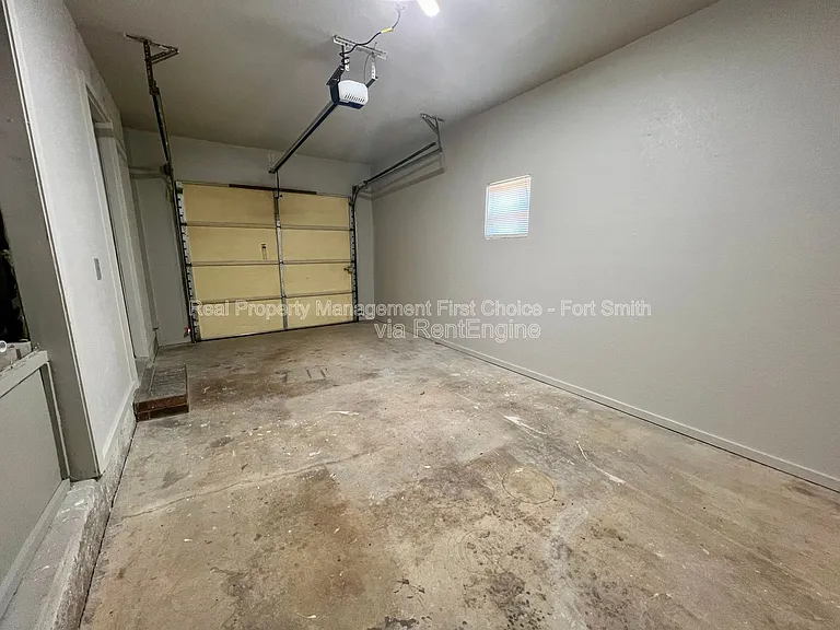 1709 Brooken Hill Dr — Photo 29