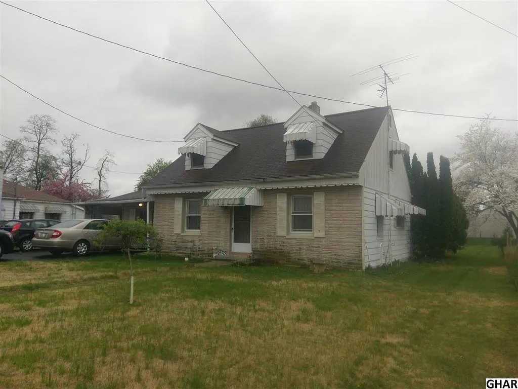 193 Woods Dr photo 1