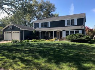 1326 Bladon Rd, Schaumburg, IL 60195