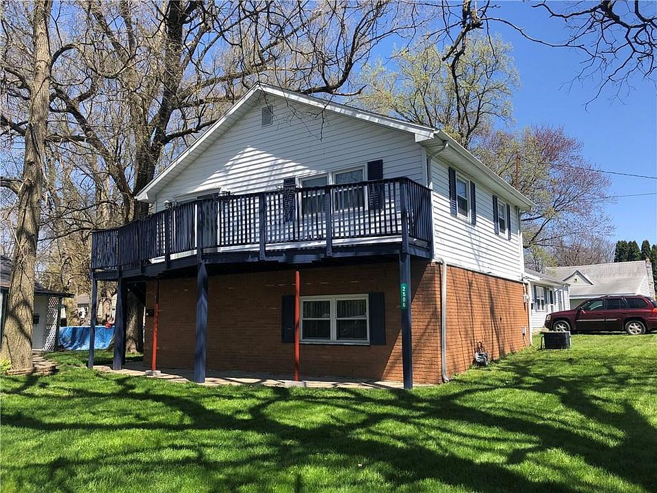 1st image of 2506 E 8th St