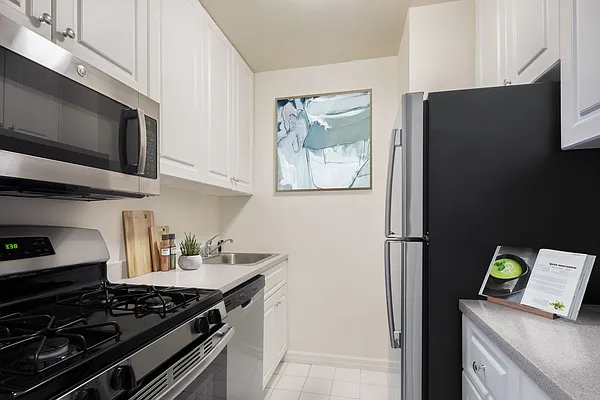 Rented by Jack Resnick & Sons | media 13