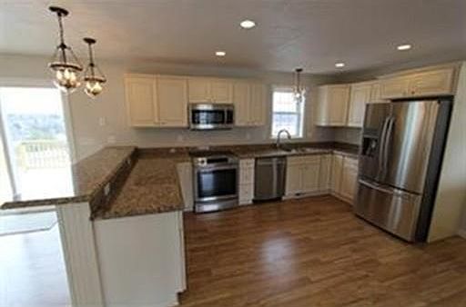 2nd image of 23 Autumn Gate Cir
