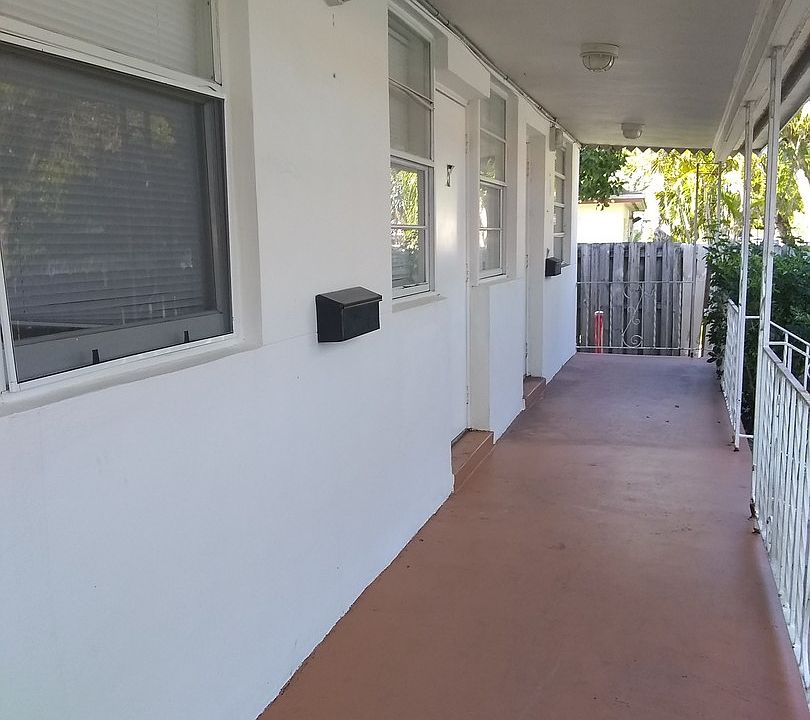 1st image of 1903 Thomas St #5