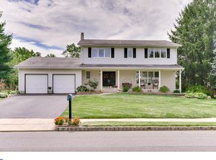 17 Peter Rafferty Dr, Hamilton, NJ 08690