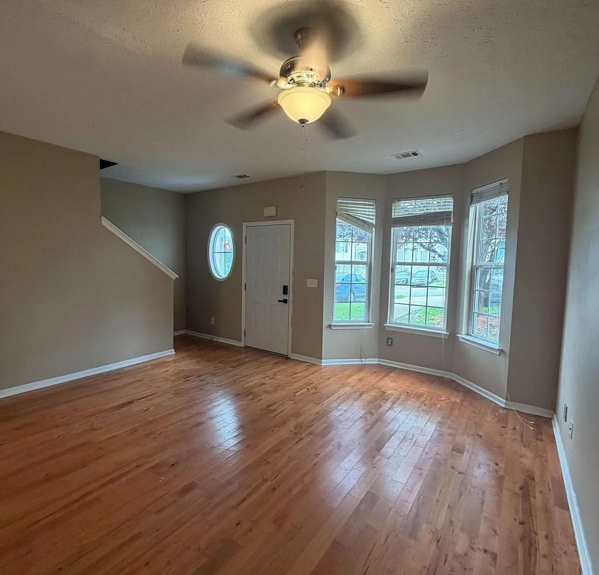 2 bed, 2.0 bath, $1,800 — Photo 3