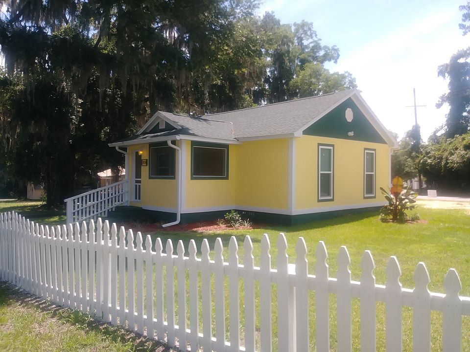 1st image of 5634 SE County Highway 484