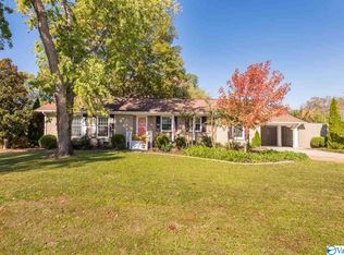 1308 Cleermont Dr SE, Huntsville, AL 35801