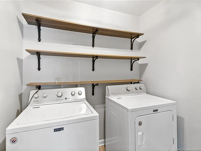 118 Newport Ct — Photo 22