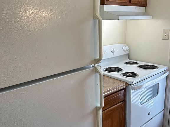 Lovely galley kitchen