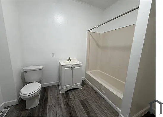636 White St — Photo 6
