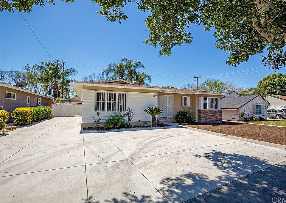 1st image of 1236 W Puente Ave