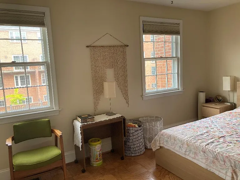 1670 Beekman Pl NW #A — Photo 11