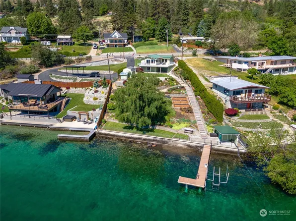 15048 S Lakeshore Road, Chelan, WA 98816
