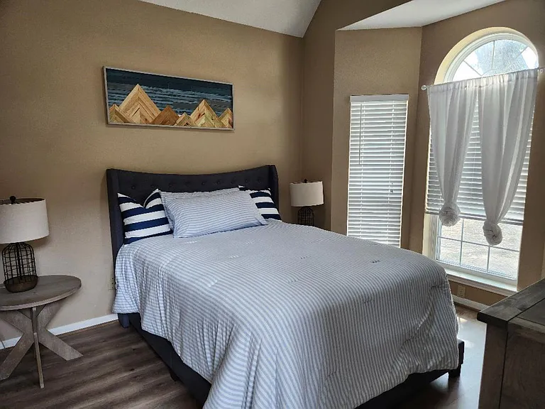 6922 Gentle Breeze Dr — Photo 14
